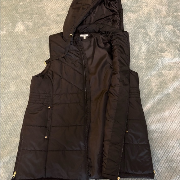 Longline Maurices Black Quilted Hooded Vest - Picture 4 of 4